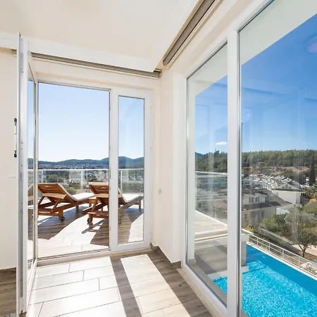 1 Villa